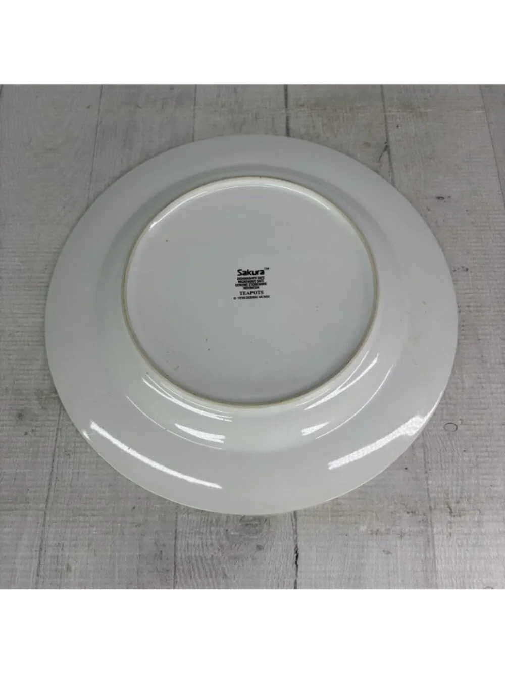 1998 Sakura Debbie Mumm TEAPOTS Various Cups Stoneware Dinner Plates Set of 2